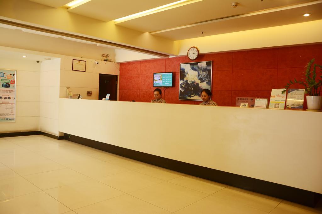 Jinjiang Inn Shenzhen Huaqiang North Exterior foto